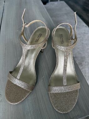 Michael Kors Glitter T-Strap Sandals in Champagne Gold